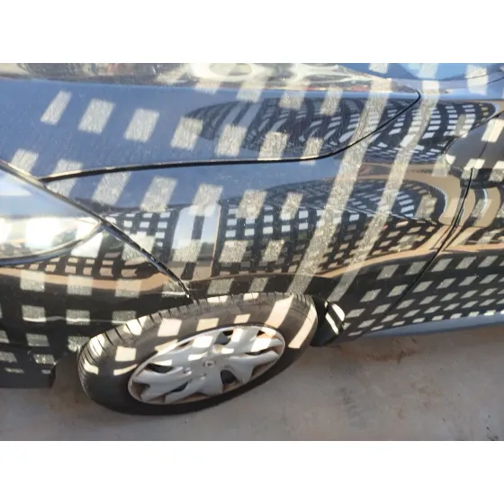 Aleta Delantera Izquierda para Renault Megane Iii Hatchback (Bz0/1_, B3_)