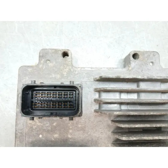Centralita Motor Uce para Opel Corsa D (S07)