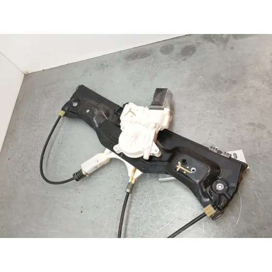 Elevalunas Delantero Derecho para Opel Astra H Twintop (A04)