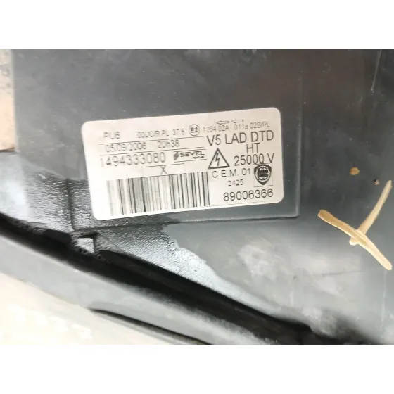 Faro Derecho para Lancia Phedra (179_)