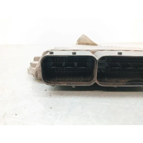 Centralita Motor Uce para Opel Corsa C (X01)