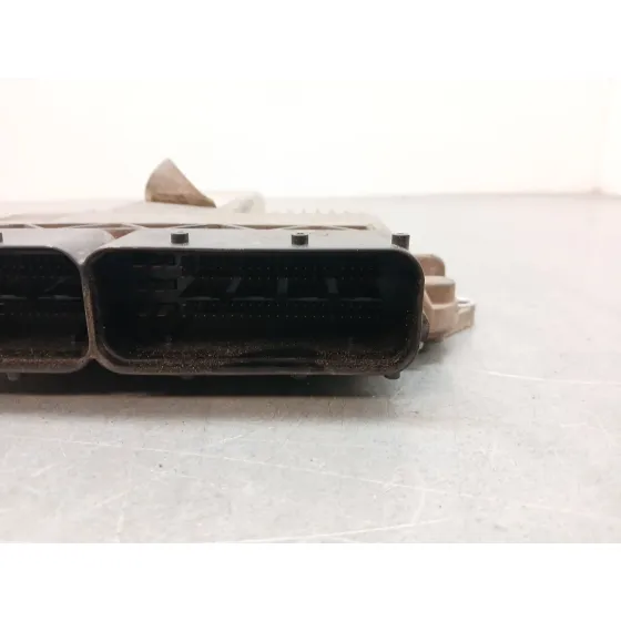 Centralita Motor Uce para Opel Corsa C (X01)