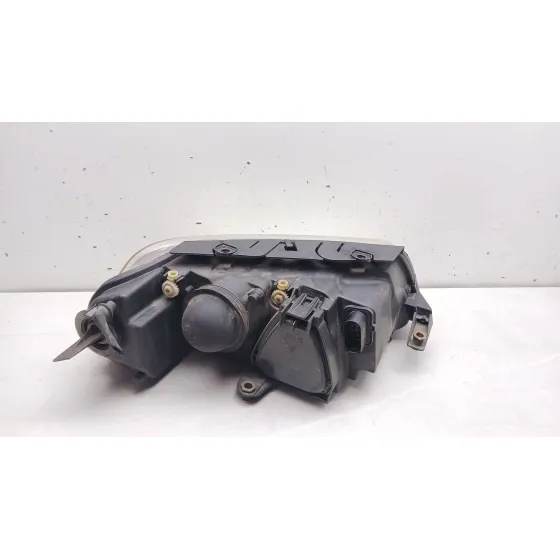 Faro Izquierdo para Volkswagen Passat B5.5 Variant (3B6)