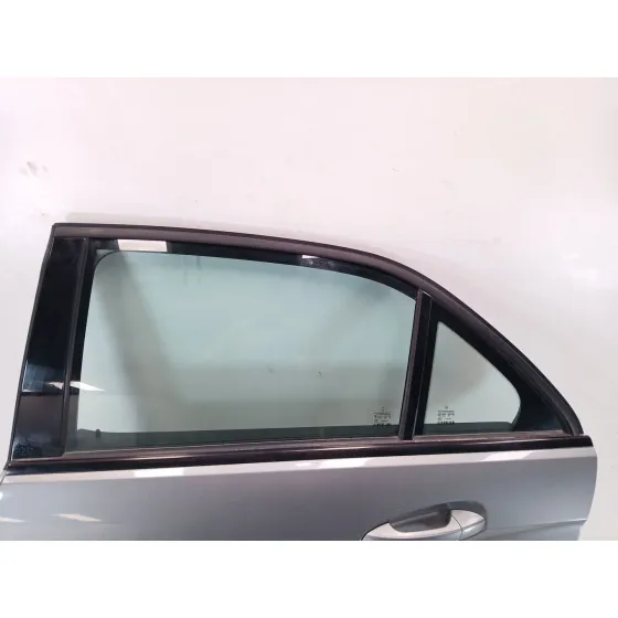 Puerta Trasera Izquierda para Mercedes-Benz Clase E (W212)