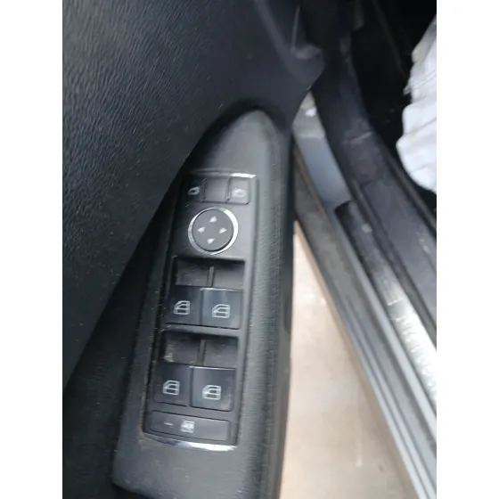 Retrovisor Derecho para Mercedes-Benz Clase E (W212)