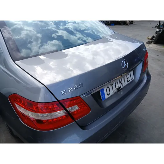 Tapa Maletero para Mercedes-Benz Clase E (W212)