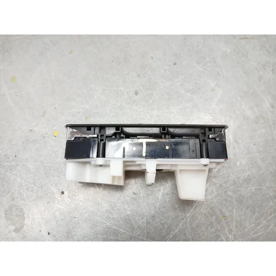 Mando Elevalunas Delantero Izquierdo para Mercedes-Benz Clase E (W212)