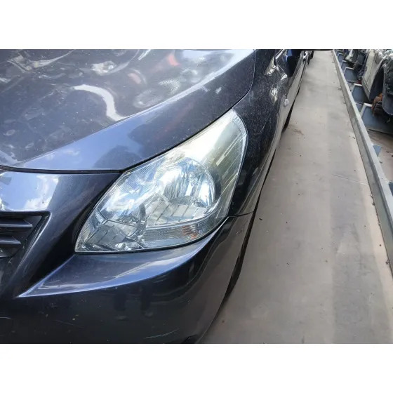 Faro Izquierdo para Toyota Verso (_R2_)