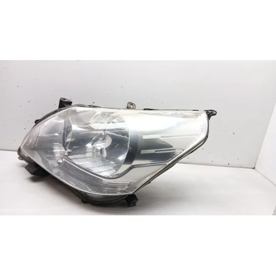 Faro Izquierdo para Toyota Verso (_R2_)