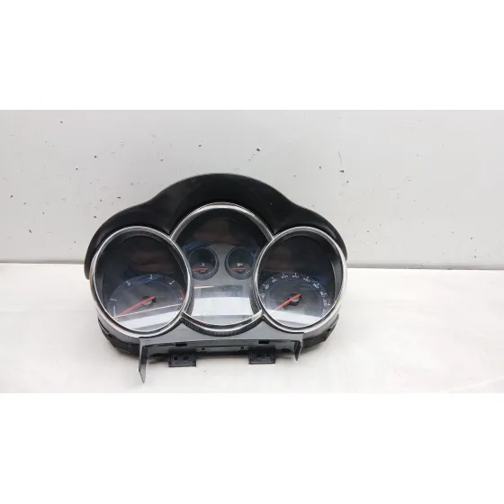 Cuadro Instrumentos para Chevrolet Cruze (J300)