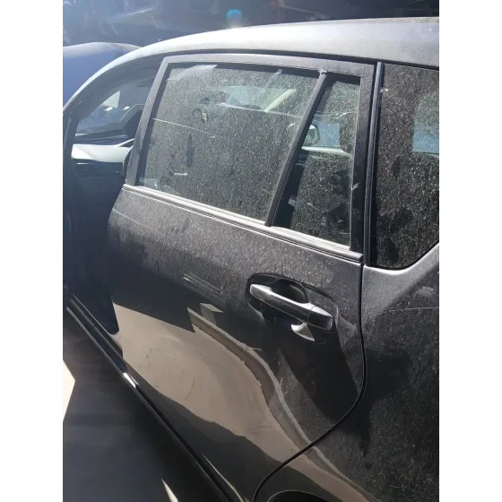 Puerta Trasera Izquierda para Toyota Verso (_R2_)