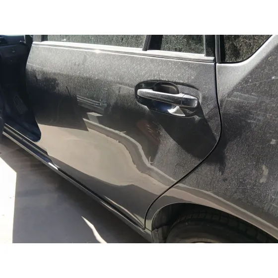 Puerta Trasera Izquierda para Toyota Verso (_R2_)