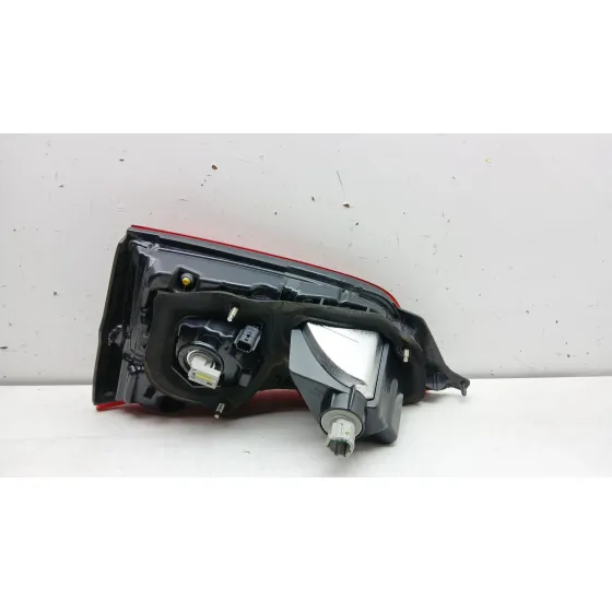 Piloto Trasero Derecho Interior para Nissan Qashqai Ii (J11, J11_)