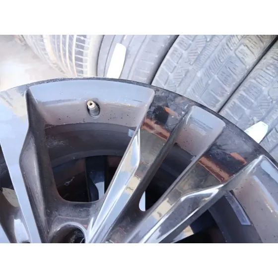 Llanta para Mercedes-Benz Cls (C219)