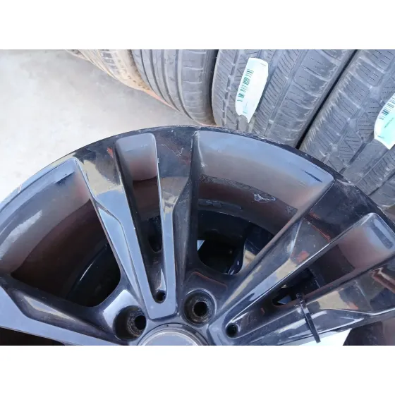 Llanta para Mercedes-Benz Cls (C219)