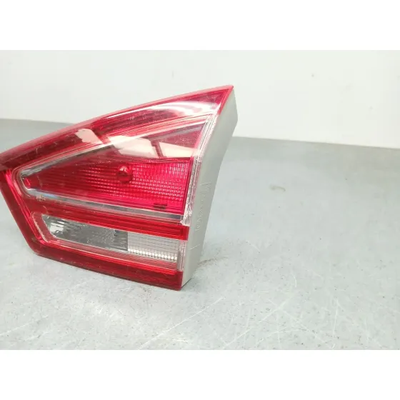 Piloto Trasero Derecho Interior para Ford B-Max (Jk)