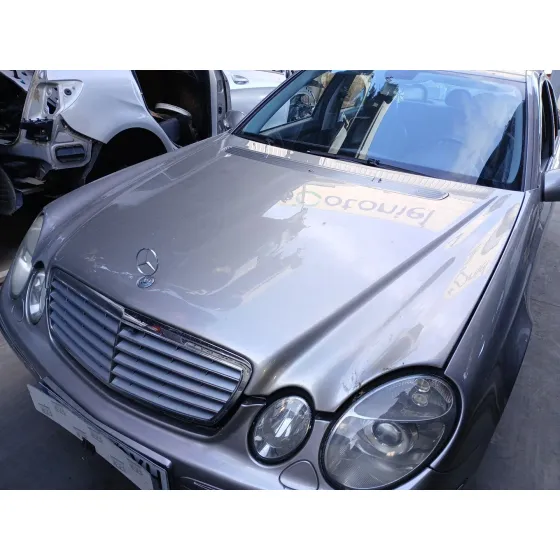 Capot para Mercedes-Benz Clase E (W211)