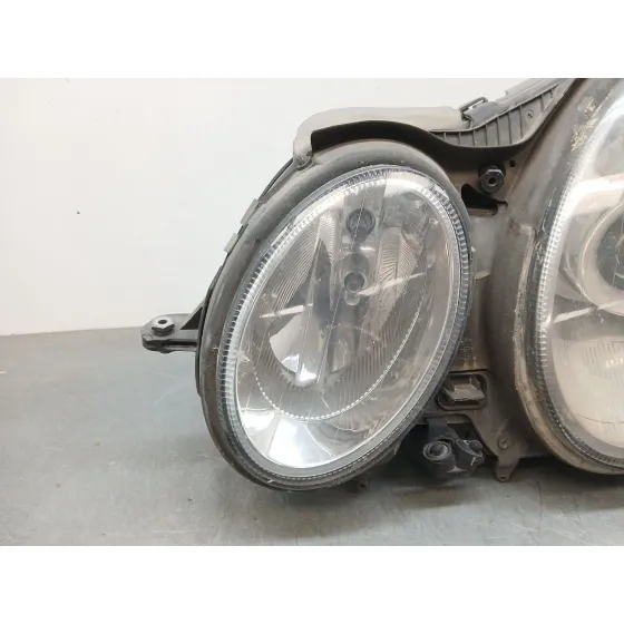 Faro Izquierdo para Mercedes-Benz Clase E (W211)