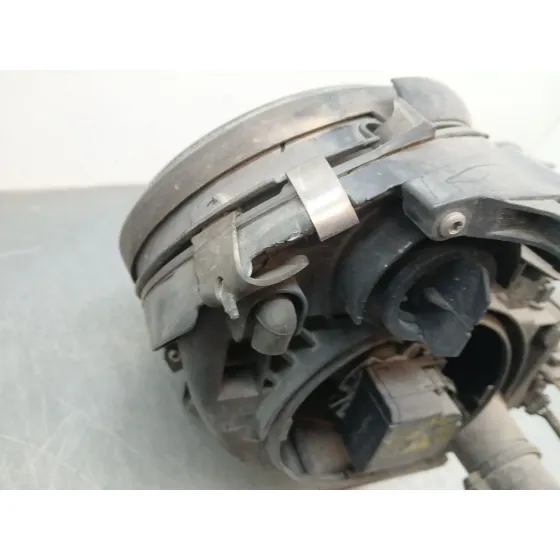 Faro Izquierdo para Mercedes-Benz Clase E (W211)