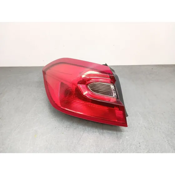 Piloto Trasero Izquierdo para Ford Fiesta Vii (Hj, Hf)