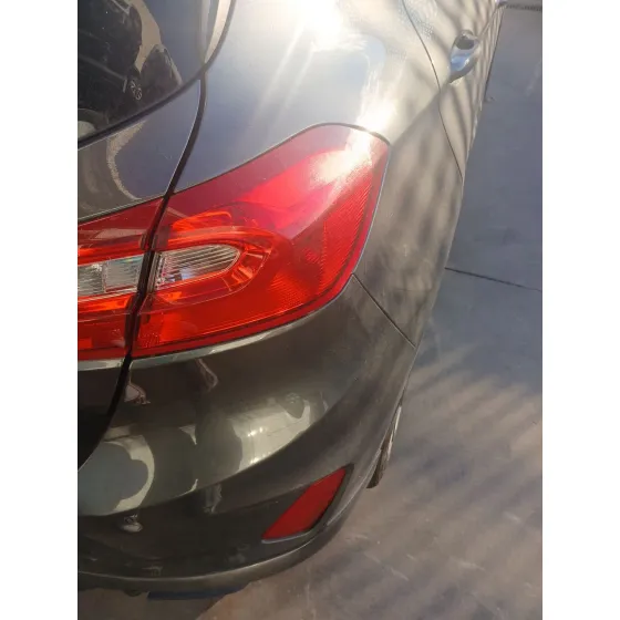 Piloto Trasero Derecho para Ford Fiesta Vii (Hj, Hf)