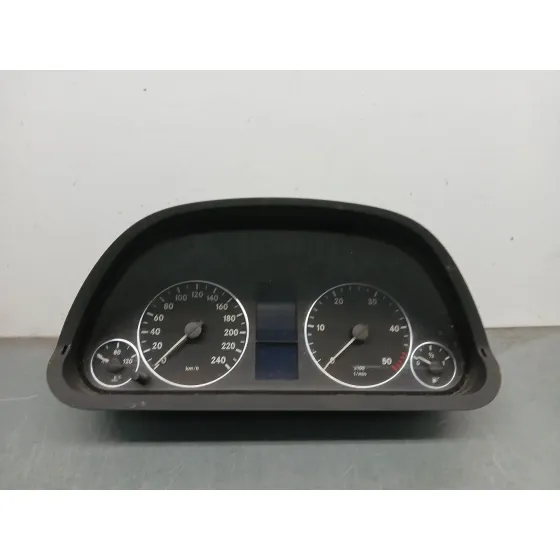 Cuadro Instrumentos para Mercedes-Benz Clase A (W169)