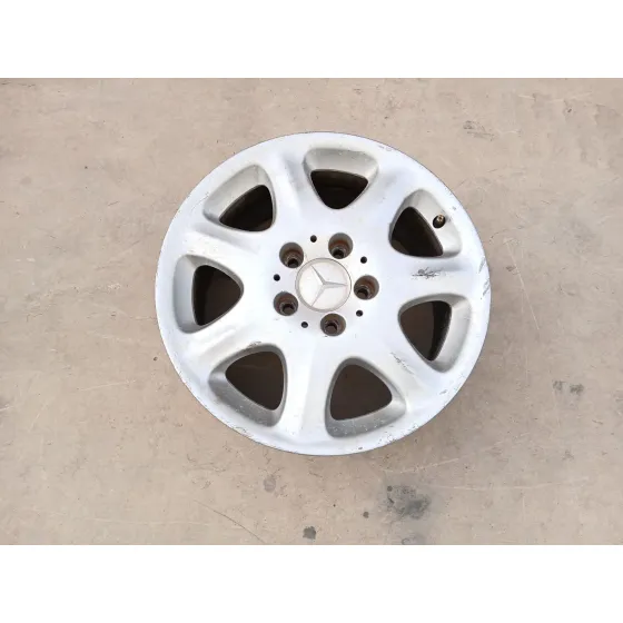Llanta para Mercedes-Benz Clase S (W220, V220)
