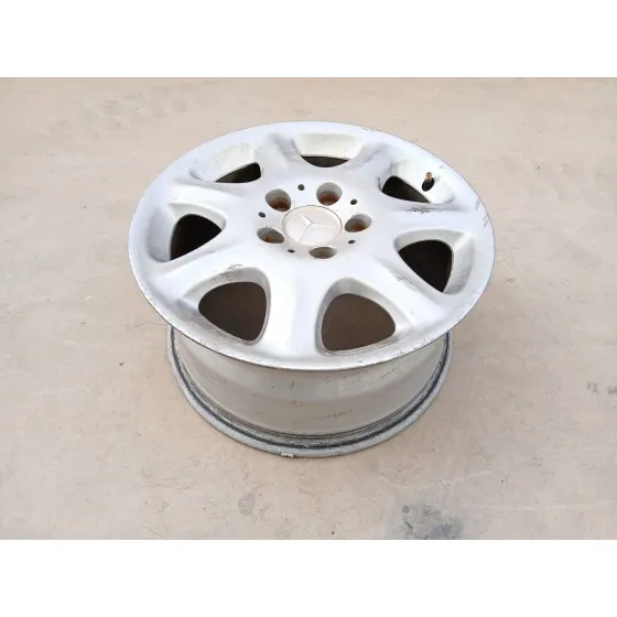 Llanta para Mercedes-Benz Clase S (W220, V220)
