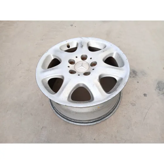 Llanta para Mercedes-Benz Clase S (W220, V220)