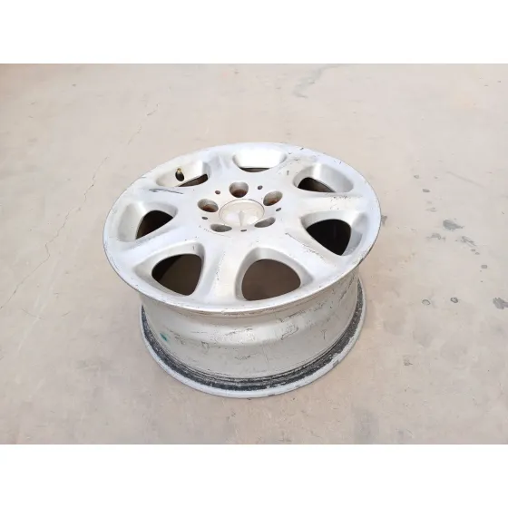 Llanta para Mercedes-Benz Clase S (W220, V220)