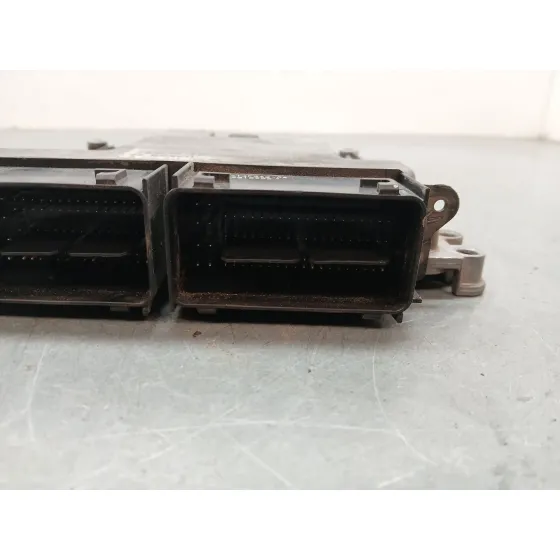 Centralita Motor Uce para Ford Transit Courier B460 Monospace