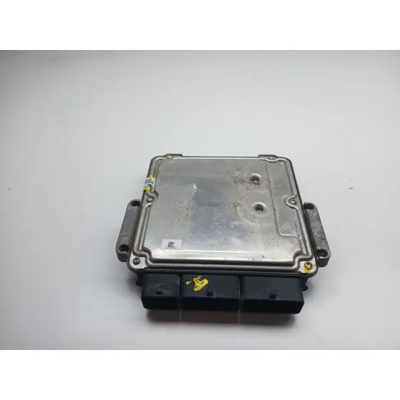 Centralita Motor Uce para Renault Master Kasten