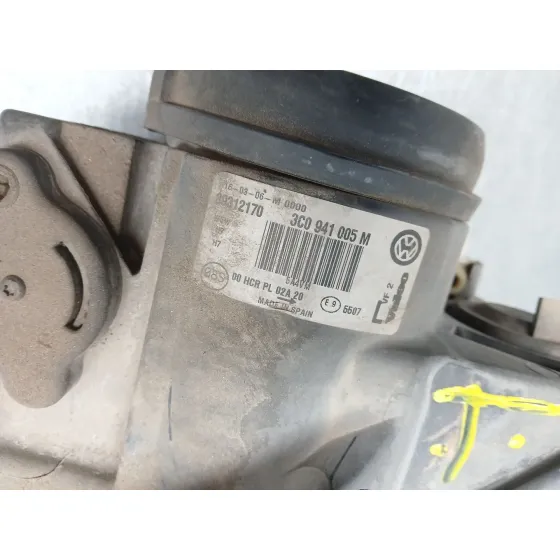 Faro Izquierdo para Volkswagen Passat B6 (3C2)