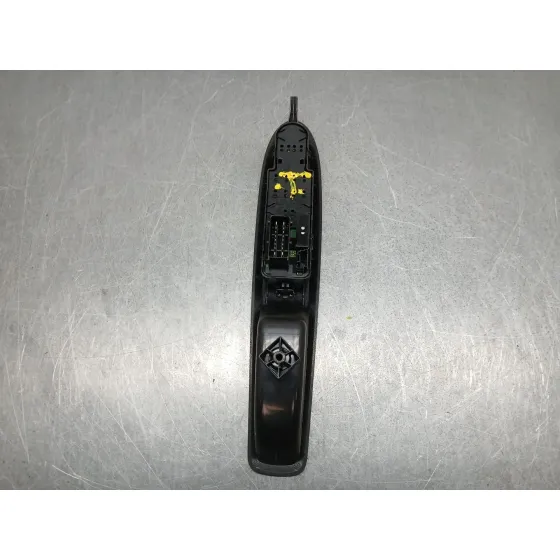 Mando Elevalunas Delantero Izquierdo para Citroën Ds3 (Sa_)