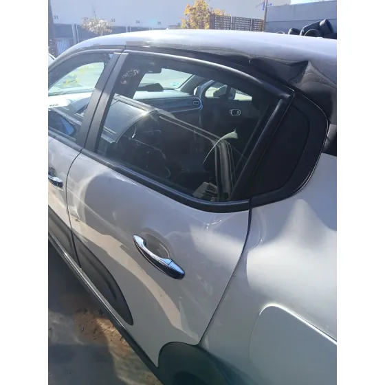 Puerta Trasera Izquierda para Citroën C3 Iii (Sx)