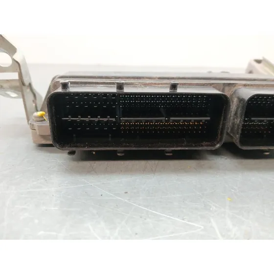 Centralita Motor Uce para Toyota Auris