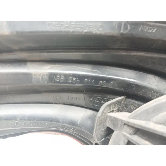 Piloto Trasero Derecho para Peugeot 208 I (Ca_, Cc_)
