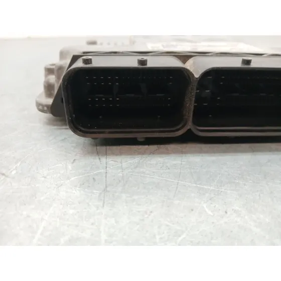 Centralita Motor Uce para Opel Insignia Berlina