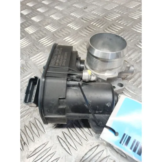 Caja Mariposa para Peugeot 3008