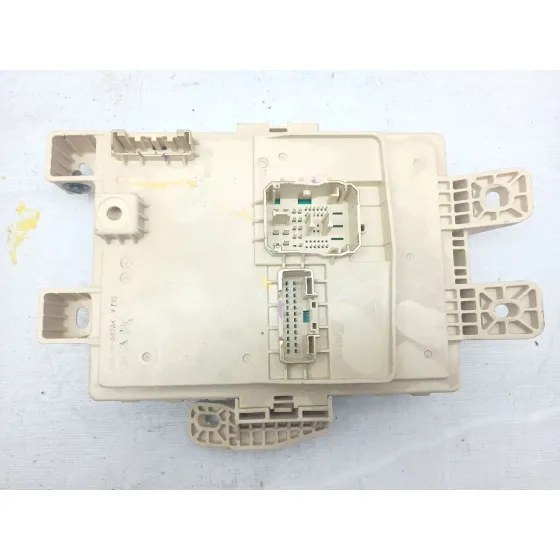 Caja Reles / Fusibles para Hyundai Tucson