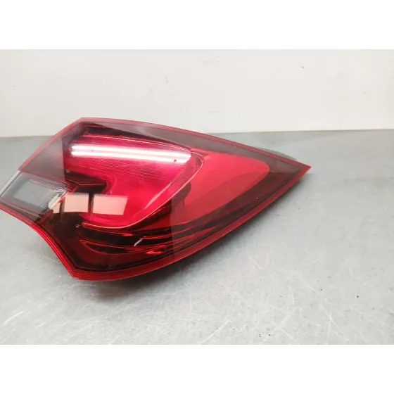 Piloto Trasero Derecho para Opel Astra J Gtc