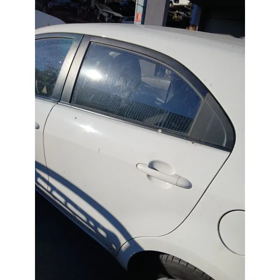 Puerta Trasera Izquierda para Kia Rio Iii (Ub)