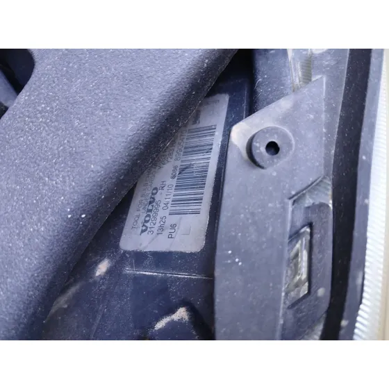 Faro Derecho para Volvo S60 Ii (134)