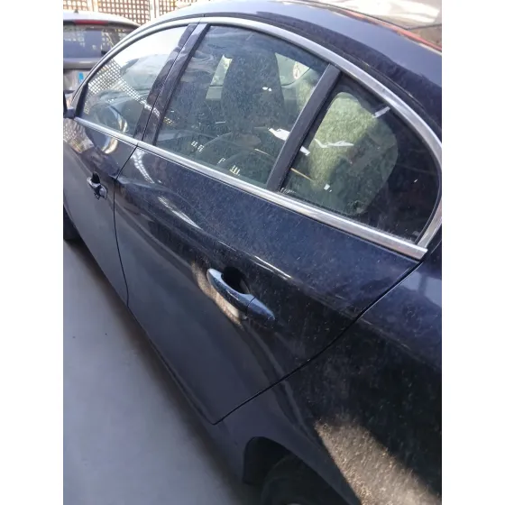 Puerta Trasera Izquierda para Volvo S60 Ii (134)
