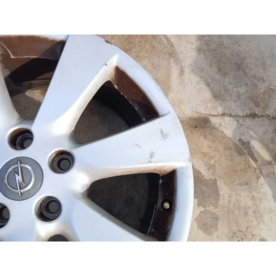Llanta para Opel Astra J Gtc