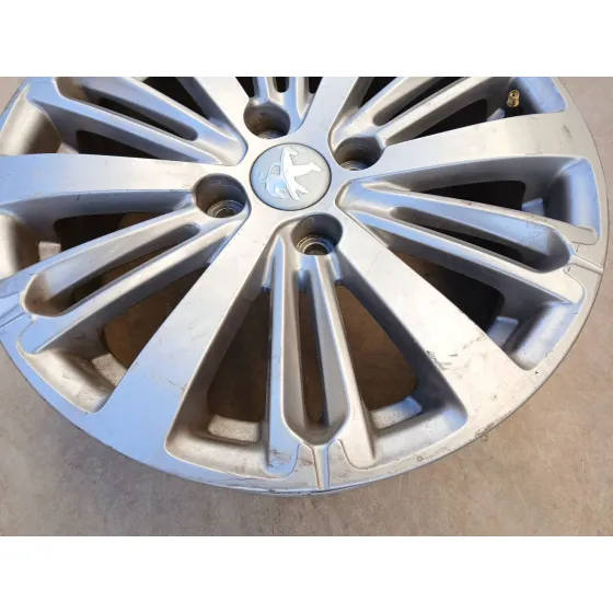 Llanta para Peugeot 208 I (Ca_, Cc_)