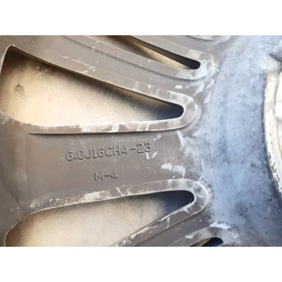 Llanta para Peugeot 208 I (Ca_, Cc_)