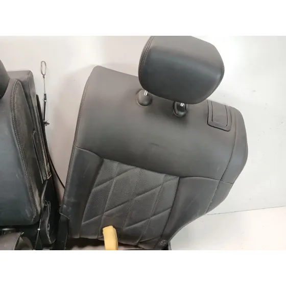 Asientos Traseros para Infiniti Qx70