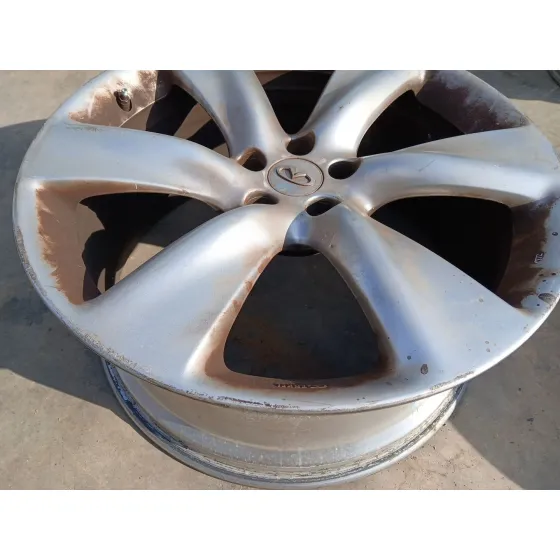 Llanta para Infiniti Qx70