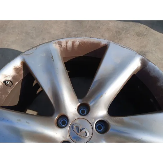 Llanta para Infiniti Qx70